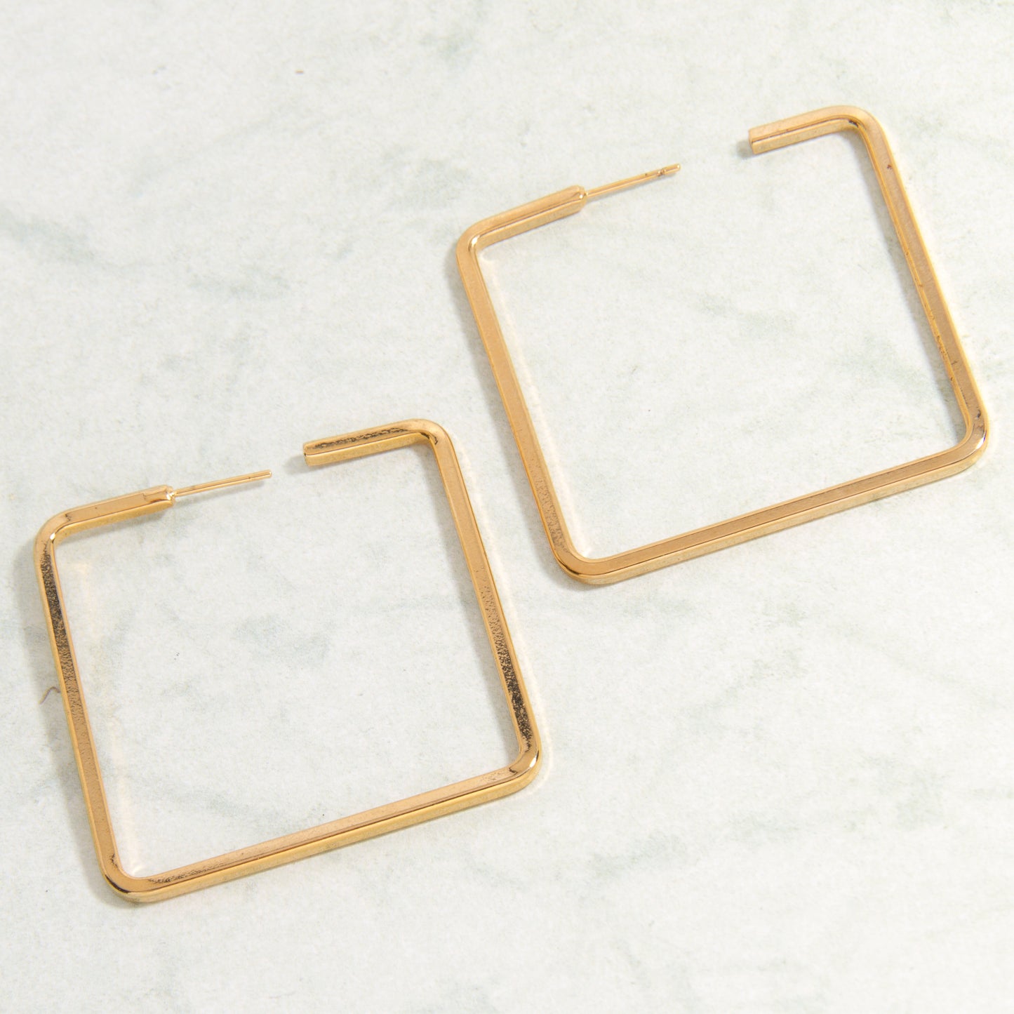 E2244 2" Worn Gold Square Hoop