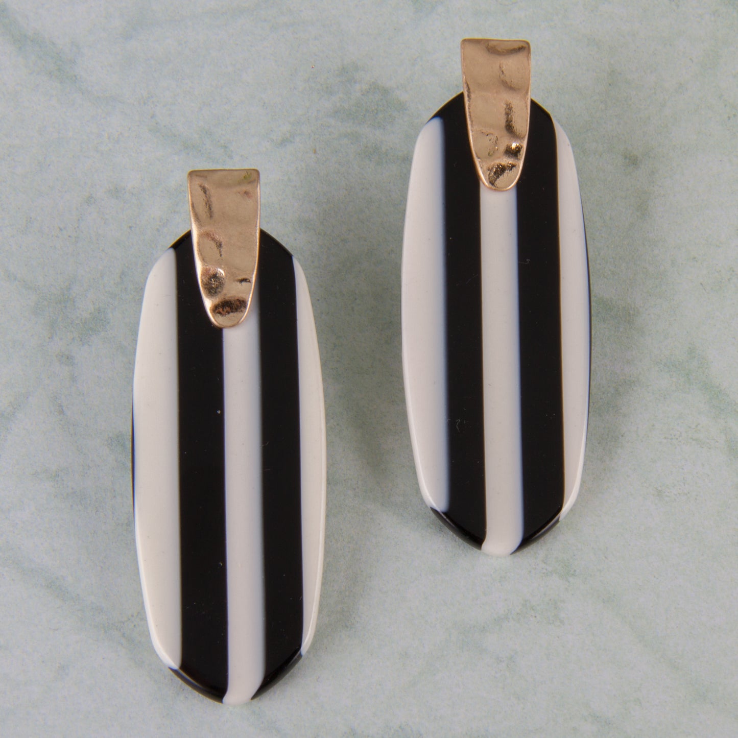 E2097 Striped Resin Post Earring