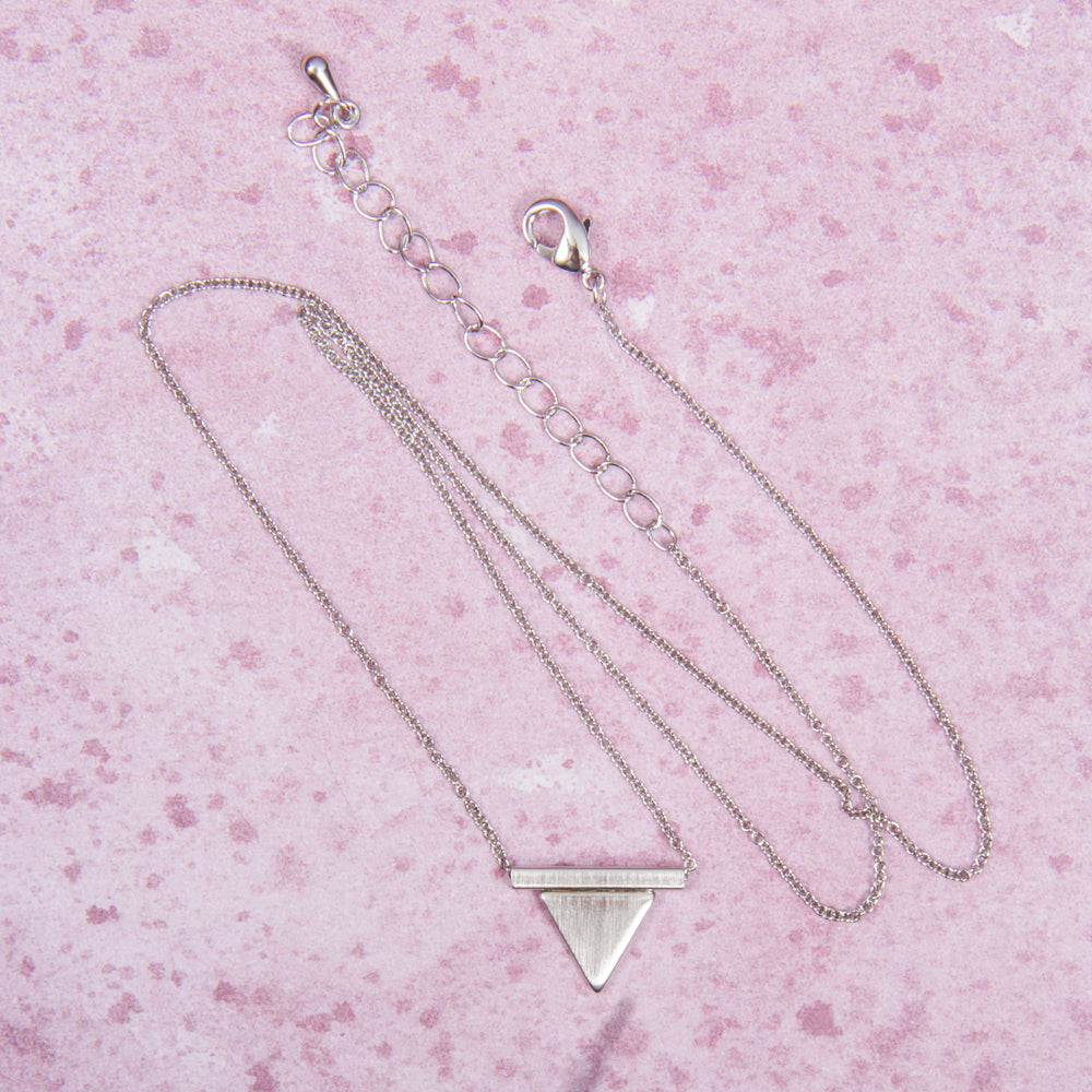 N3178-SL 16" Triangle Bar Necklace
