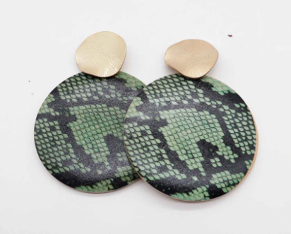 E2227-GR 2" Wooden Snakeskin Round Earring