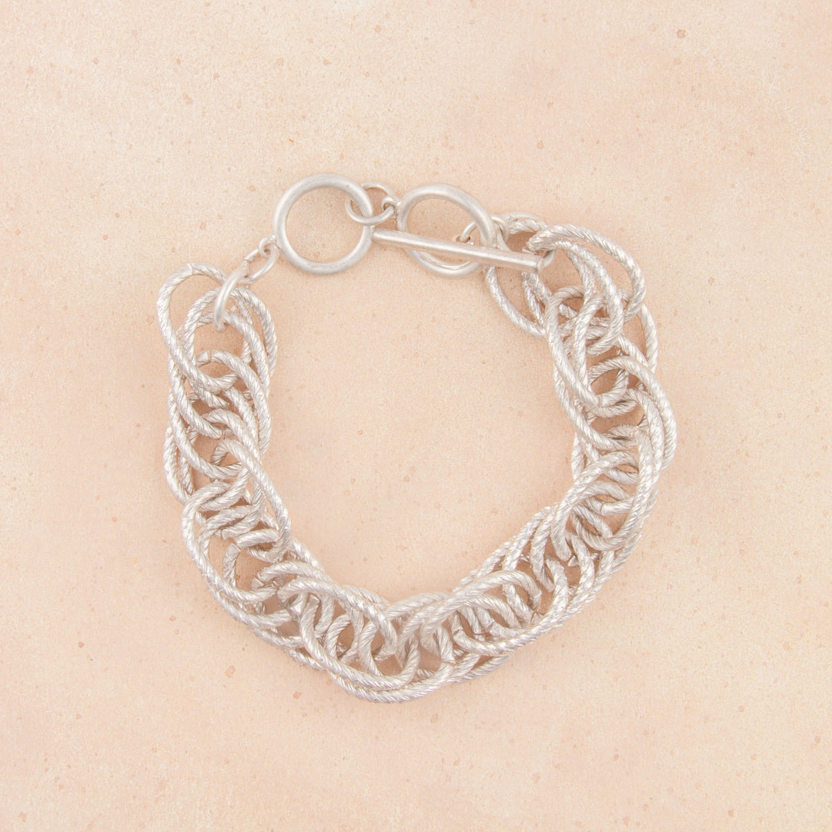 B1388 Chunky Chain with Intertwined Links Bracelet