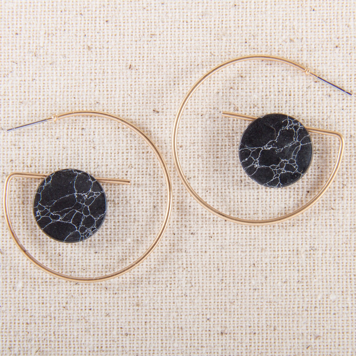 E2294-BK Geo Hoop with Stone Earring