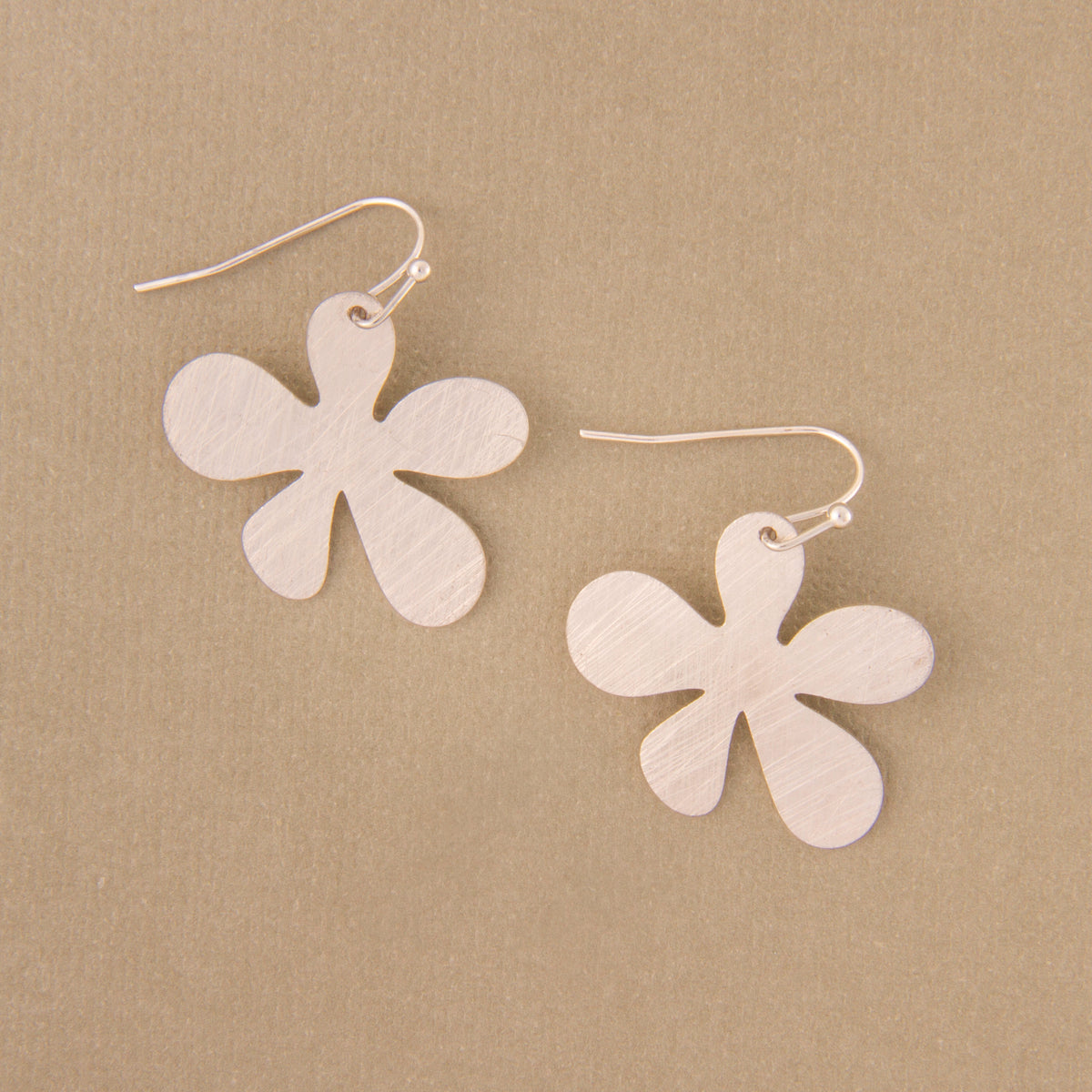E2324 Worn Etched Flower Dangle Earring