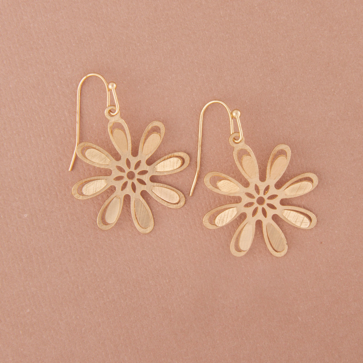 E2401 1" Brass Dimensional Flower Dangle Earring