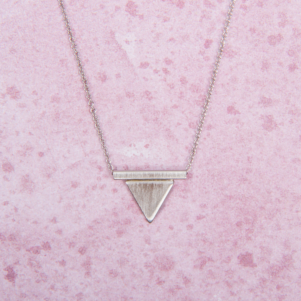 N3178-SL 16" Triange Bar Necklace
