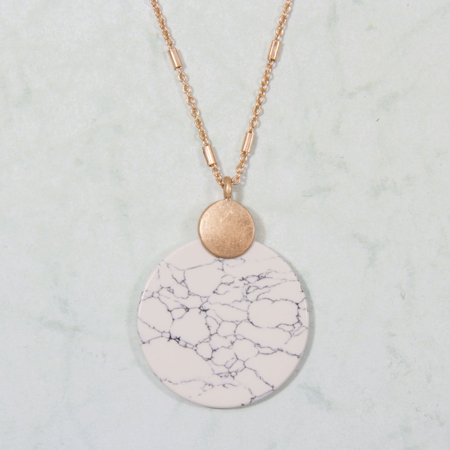 N3284-WH 21" Stone Circle Pendant Necklace